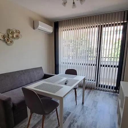 Apartman Hariton 1- Luxury *